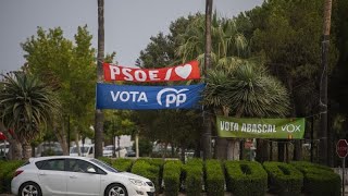 España  Elecciones generales con dos bloques muy igualados en intención de voto [upl. by Yllet223]