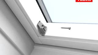 VELUX MultiFunktionsrollo  Montageanleitung [upl. by Ecinereb]