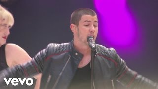 Nick Jonas  Jealous Live At Capital Summertime Ball 2015 [upl. by Maurizia]