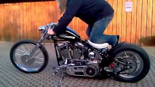 Harley Evo Bobber first Kickstart [upl. by Tsuda819]