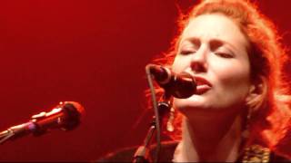 Kathleen Edwards Change The Sheets  Pitchfork Paris festival [upl. by Imim]