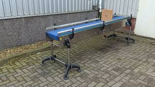 Rvs transportband met dubbele verstelbare zijgeleidingStainless steel conveyor belt [upl. by Ihab]