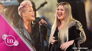 AMAs 2017 Pink überwindet Todesangst [upl. by Enrol]