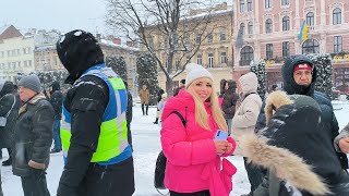 Львів 2024 колядники і вертепи на фестивалі Нова радість стала Lviv Christmas [upl. by Azrim]