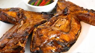 Inihaw na Panga ng Tuna How to Grill Tuna [upl. by Meelak]