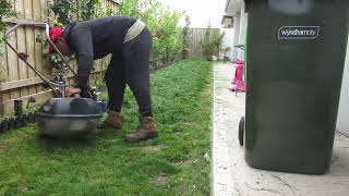 whipper snipper amp mowing backyard LampK MELBOURNE VIC [upl. by Broadbent]