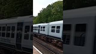 8 450 passing Weybridge for Waterloo [upl. by Magnum]