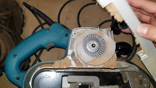 Makita 9403  dust jam  clear in 35 seconds [upl. by Annayek57]