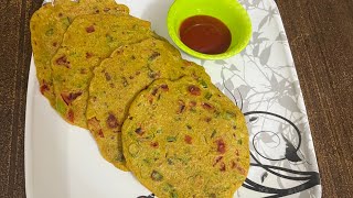 Oats Chilla  Oats Chilla Recipe for weight Loss by Misbu’s Kitchen [upl. by Gradeigh]