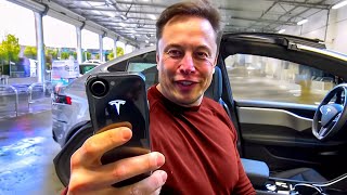 Elon Musk Ha Finalmente Rilasciato Il Modello Economico Del Telefono Tesla RIP iPhones [upl. by Anitsirhk]