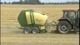 Krone Fortima V1500  V1800  variable Rundballenpresse  Video Oeni [upl. by Enilorac510]