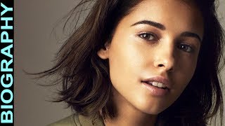 Naomi Scott Biography 101 insider facts [upl. by Eizzil]