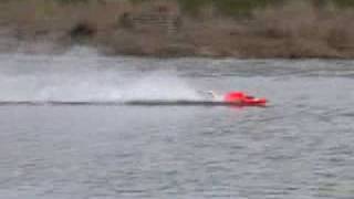 Ellstrom Proboat 18 scale RC hydroplane [upl. by Henrieta]