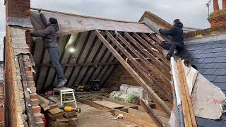 Day 3 loft Conversion uk on a terrace house 🏠 removal of the rest of the roof and install steels [upl. by Lonier212]