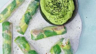 Recept Vegetarische summerrolls met avocado en tofu  Allerhande [upl. by Kleeman]