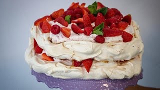 Pavlova mit Beeren [upl. by Loy]