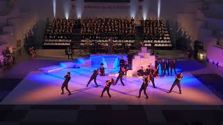 Carmina Burana  Spectacle pour chœurs et danse hip hop [upl. by Goulet]