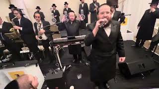 Avrumi berko on keys אורייתא amp Shea berko hit [upl. by Ashford]