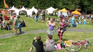 360 degrees view at Fremont Solstice Festival 2009 [upl. by Eseenaj98]