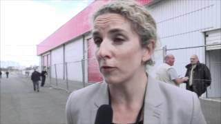 Delphine Batho avant le meeting de Rennes [upl. by Verada]