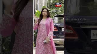 Bhagyashree Dassani snapped at Maddock films office in Khar bhagyashreedassani spotted shortsfeed [upl. by Aerdnat]