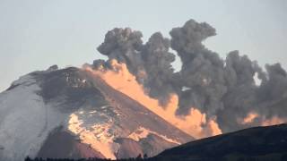 ERUPCIÓN VOLCÁN COTOPAXI 21AGO2015 [upl. by Fredrick591]