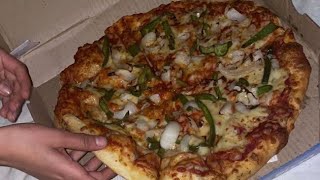 Best tandoori pizza in Karachi karachistreetfoods food [upl. by Ellebanna]