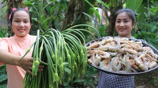 Tasty Garlic chives With Shrimps Recipe  StirFry Garlic Chives  Prepare By Countryside Life TV [upl. by Ainoz202]