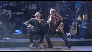 Adriano Celentano Storia d´amore Verona Live 2012 [upl. by Lovel]