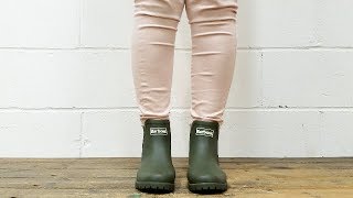 Barbour Wilton Wellingtons Close Up [upl. by Aelhsa621]