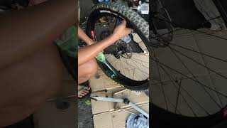 Installing DT SWISS rim EX511 [upl. by Adiol211]