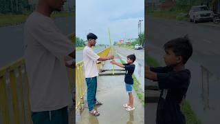 Magic robot sbki help krta h 🤖😅 comedy funny shortsfeed youtubeshorts shorts [upl. by Nwatna564]