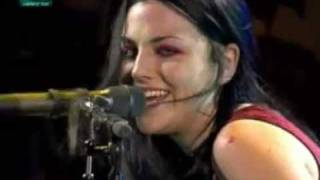 evanescence  thoughtless korn cover live at rock in rio 2011mpg [upl. by Eldnik]