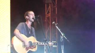 richard ashcroft  a song for the lovers acoustic sandance dubai 14 oct 2011 [upl. by Zigmund68]