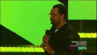 Antoine Dodson Performs  The Bed Intruder Song  At The 2010 BET Hip Hop Awards [upl. by Kaylil]