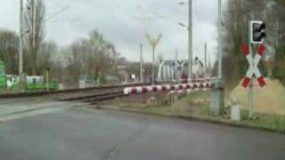 BahnübergangLevel crossing Beuststraße Erkner [upl. by Grier]