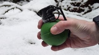 AIRSOFT GRENADE  TLSFx M10 Ball Grenade [upl. by Aiepoissac]