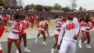 2015 WSSU Homecoming Cheerleaders 400 degrees [upl. by Anaitsirhc]