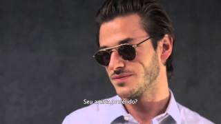 TV Vogue a passagem de Gaspard Ulliel o Yves Saint Laurent no cinema pelo SPFW [upl. by Anirtak853]