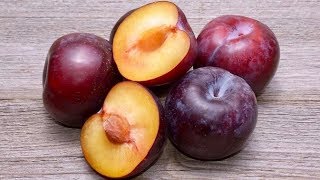 5 Amazing Health Benefits Of Plums [upl. by Danice]