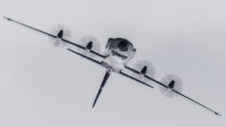 Unbelievable LOCKHEED HERCULES C130J LOOP during the FARNBOROUGH AIR SHOW 2018 4K [upl. by Kapoor]