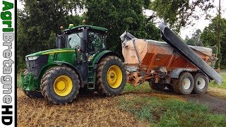 Epandage de Chaux  JOHN DEERE 7290R amp Panien 14m de 20T  SARL De La Belle Epine [upl. by Coopersmith]