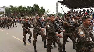 Desfile Cívico em Seropédica com a participação do Exército DCMUN [upl. by Bekaj]