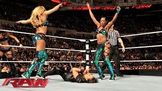 Divas 7on7 Survivor Series Elimination Tag Team Match Raw Nov 25 2013 [upl. by Felisha]