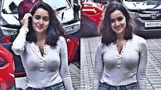 Beautiful Shraddha Kapoor 🥰 Comes Out From Her Red Lamborghini With Her Swag 💃 [upl. by Ephrayim]