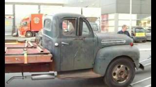 Ford F5 1950  aflevering in Zoetermeer [upl. by Akinajnat]