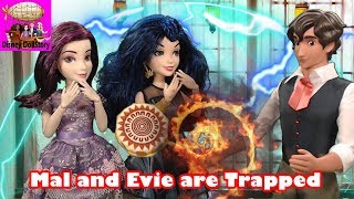 Mal and Evie are Trapped  Part 1  Descendants in Avalor Disney [upl. by Dirfliw378]