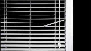 How to Replace a Broken Routless Slat in a Horizontal Blind [upl. by Morven]