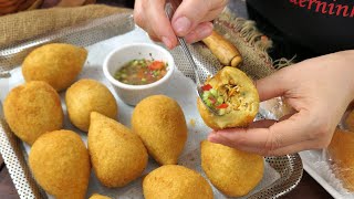 O SALGADO MAIS VENDIDO DO BRASIL COXINHA ESPECIAL DE BATATA [upl. by Eicart697]