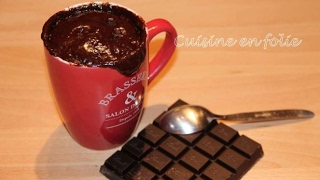 Mug cake au chocolat coulant [upl. by Ijar]